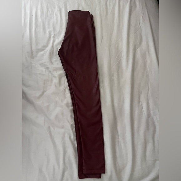 Small Faux Leather Pants Red - Picture 4 of 6